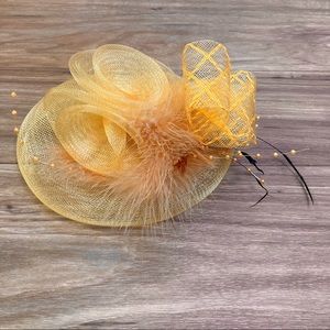 Feather Mesh Fascinator Beaded Cocktail Headwear